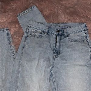 Vintage Light Wash Mom Jeans